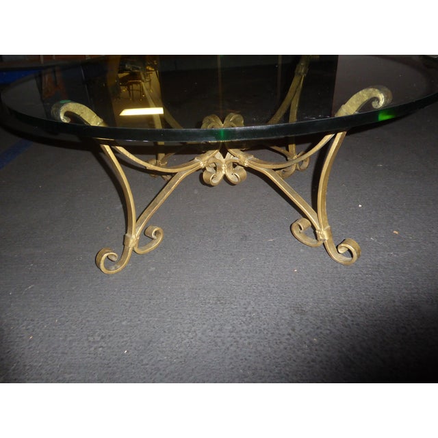 Round Wrought Iron Coffee Table : Wrought Gilt Iron Smoked Glass Round Coffee Table, Twisted ... / The top material of the table is a round glass top with a brown rust finish, fitted directly onto the metal base.