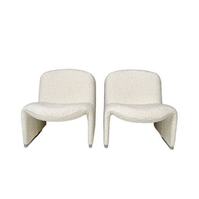 1970s Set of Mid-Century Modern Alky Lounge Chairs in Bouclé by Giancarlo Piretti from Artifort, 1970s For Sale - Image 5 of 14