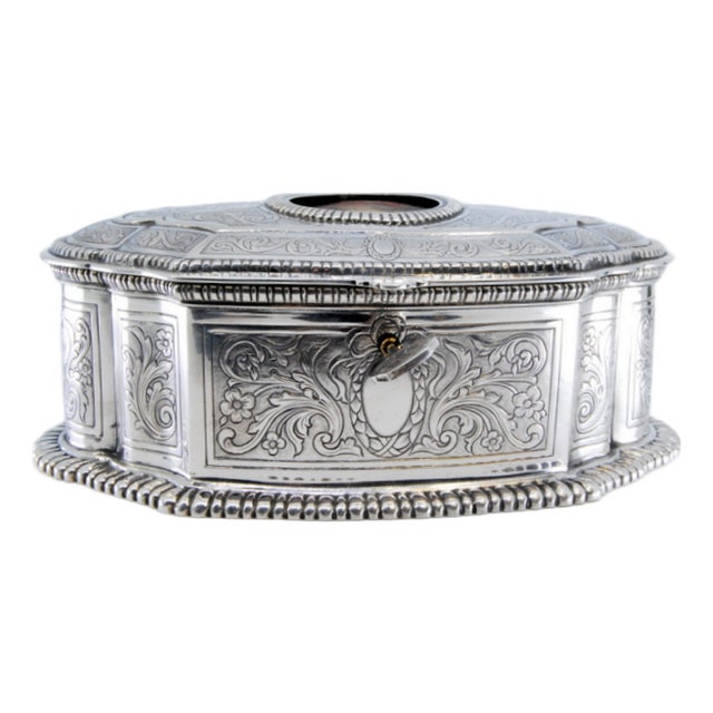 Silver Jewelry Box with Friezes and Engraved Plant Motifs Surrounding an Ancient Lady For Sale