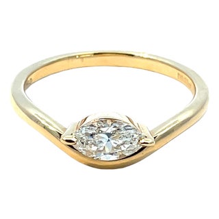 18k Yellow Gold Bezel-Set Marquise Diamond Ring, Size 6.75 For Sale