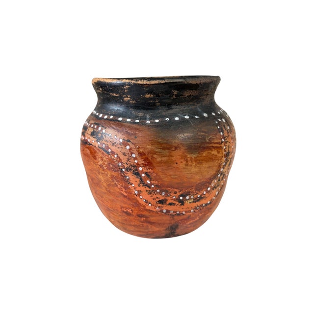 Vintage Amazonian Asurini Indigenous Redware Ceramic Jar Brazil For Sale In New York - Image 6 of 9