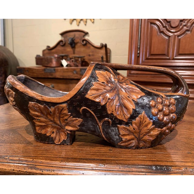 Early 20th Century French Black Forest Carved Walnut Wine Bottle Holder Clog For Sale - Image 10 of 10