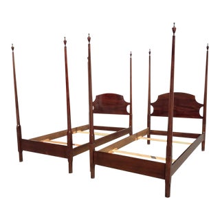 1980s Stickley Mahogany Twin Posters Bedroom Frames, a Pair For Sale