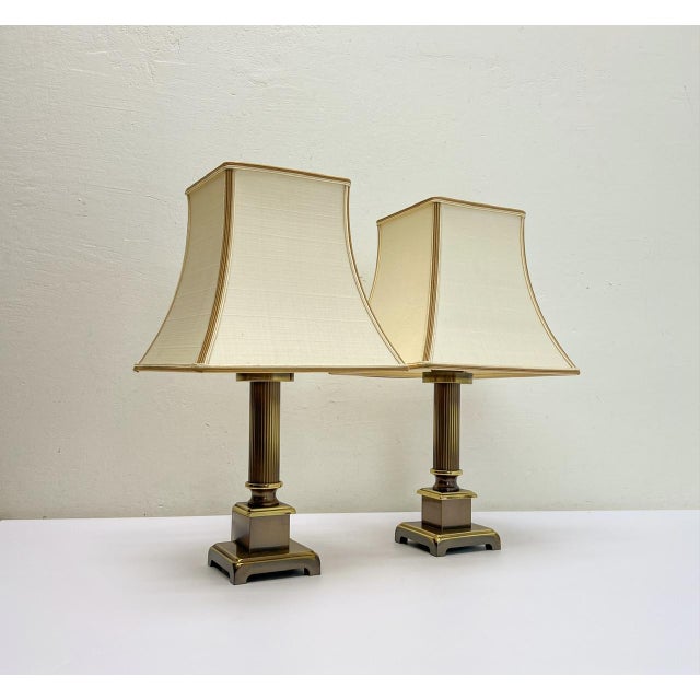 Mid-Century Modern Neoclassic Style Table Lamps in Brass, 1970s, Set of 2 For Sale - Image 3 of 16