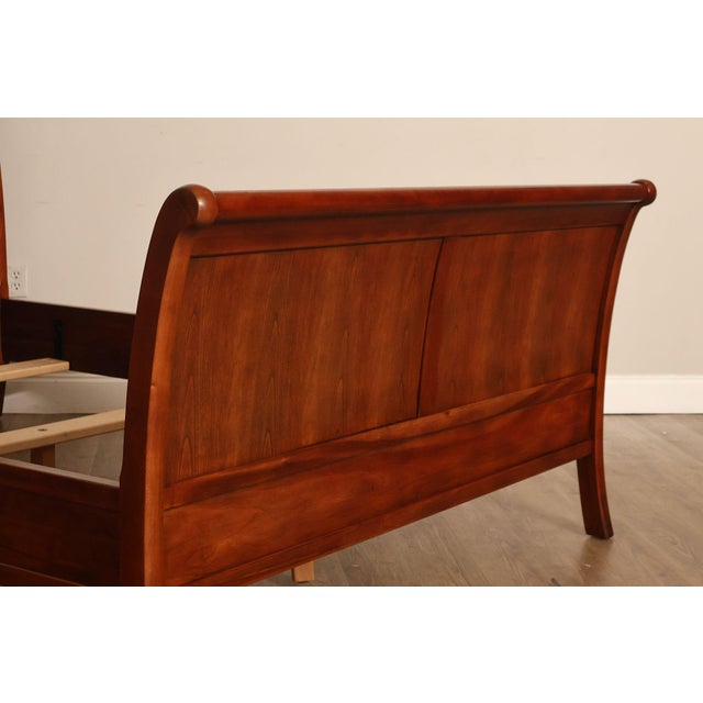 2000 - 2009 Stickley Cherry Sleigh Queen Bed For Sale - Image 5 of 18