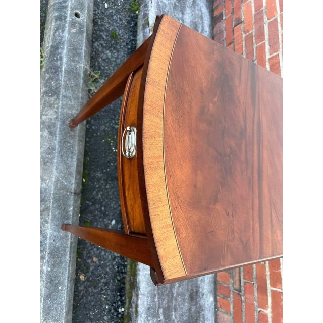 Ethan Allen Federal Style Mahogany Inlaid Pembroke Drop Leaf Table. For Sale - Image 10 of 12