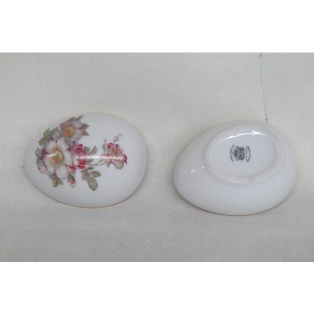 Late 20th Century Gerlod Porzellan Tettau Bavaria W Germany Egg Trinket Vanity Jewelry Box For Sale - Image 5 of 12
