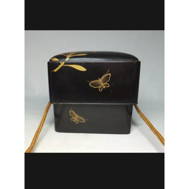 Early 19th C Japanese Black and Gold Maki-E Lacquered Tebako For Sale - Image 4 of 9