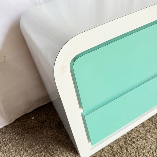 1980s Postmodern White and Turquoise Lacquer Laminate Waterfall Nightstand For Sale In Miami - Image 6 of 7
