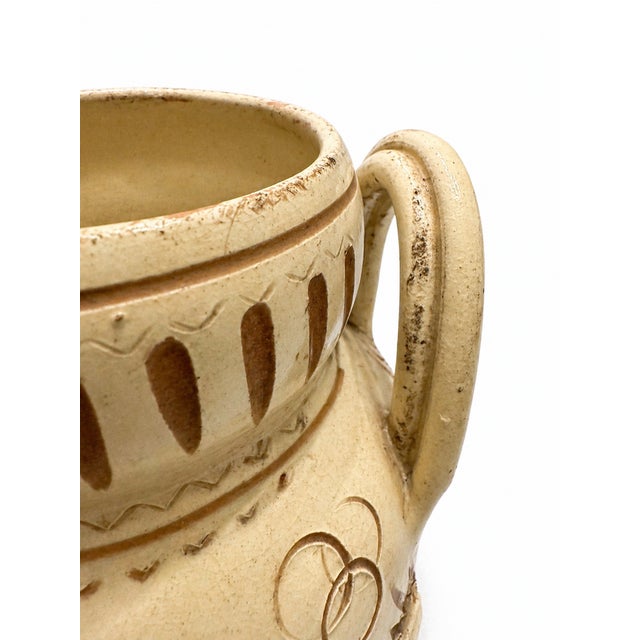 Ceramic Mid-Century Modern Sgraffito Griffin Amphora Vase by Fratelli Fanciullacci, 1950 For Sale - Image 7 of 10