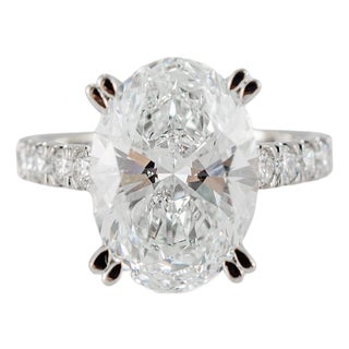 14k White Gold Igi CTW Oval Cut Lab Grown Diamond Accented Engagement Ring, Size 5.25 For Sale