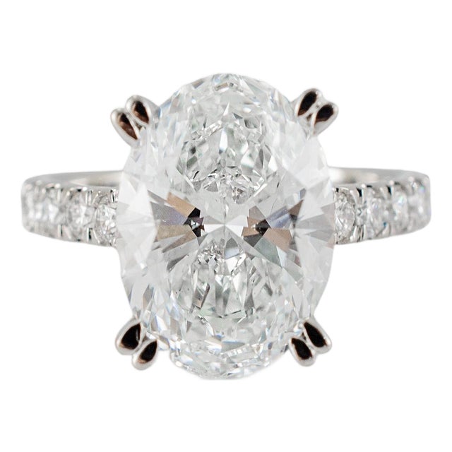 14k White Gold Igi CTW Oval Cut Lab Grown Diamond Accented Engagement Ring, Size 5.25 For Sale