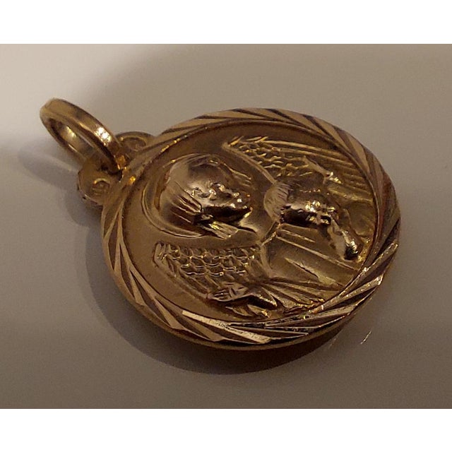Metal 18k Gold Pendant Medal, 1950s For Sale - Image 7 of 17