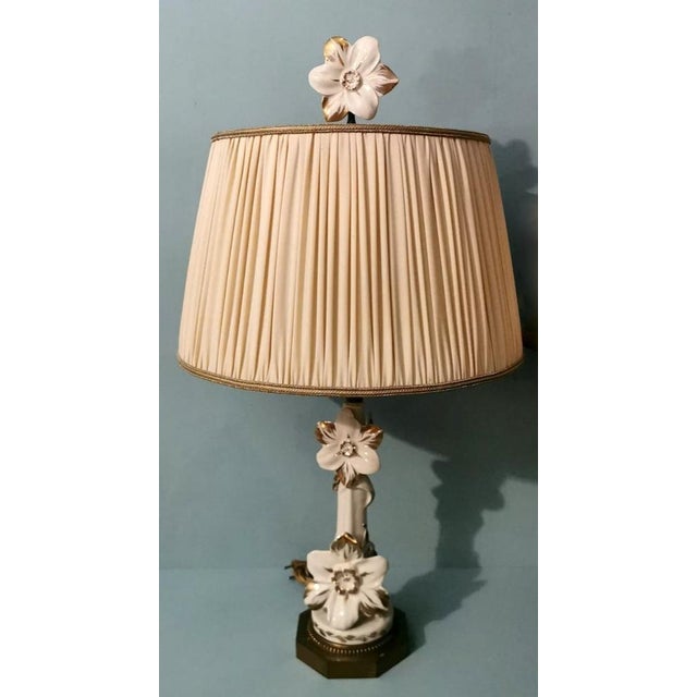 Metal Art Noveau French Porcelain Lamps, 1950, Set of 2 For Sale - Image 7 of 13