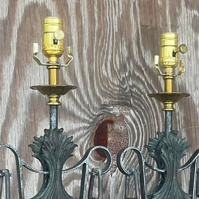 Vintage Boho Maitland Smith Patinated Fleur De Lys Lamps - a Pair For Sale In West Palm - Image 6 of 13