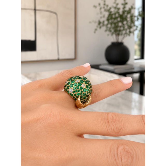 1990s Bold 18k Yellow Gold Tsavorite & Diamond Pavé Dome Ring, Size 6 For Sale - Image 13 of 14