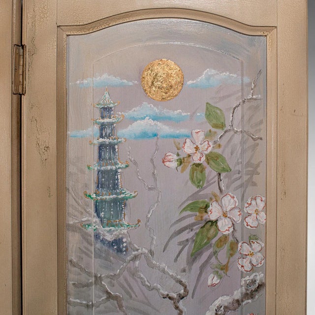 Cream 1900s Antique Victorian English Privacy Screen For Sale - Image 8 of 10