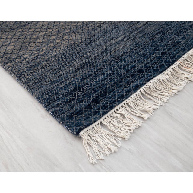 2.6' x 10' Savannah Hand Knotted Modern Blue Gray Wool & Silk Rug For Sale - Image 11 of 18