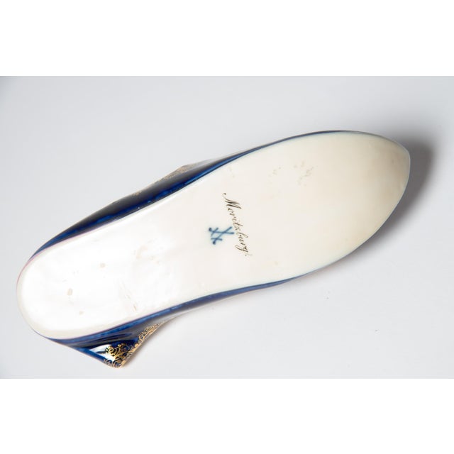 Rare Meissen Cobalt Blue Hand Painted "Shoe" Slipper of Castle Moritzburg C 1890 For Sale - Image 9 of 11