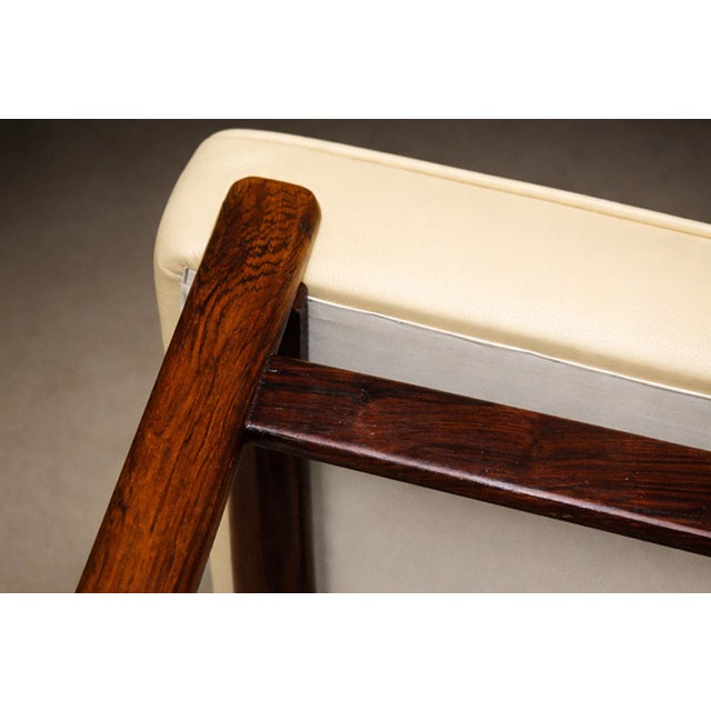 Set of 6 of “Marco” Chairs in Rosewood & Leather, Sergio Rodrigues, 1960s For Sale In New York - Image 6 of 9