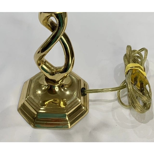 1990s Vintage Brass Barley Twist/Double-Helix Lamp For Sale - Image 5 of 5