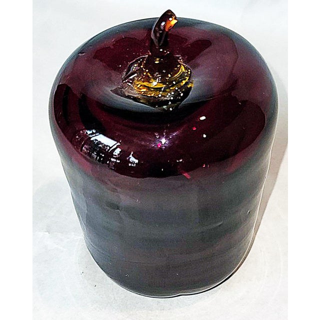 A vintage Boyer hand-blown glass apple paperweight signed by Boyer for the Sauder Museum. This apple features a deep...