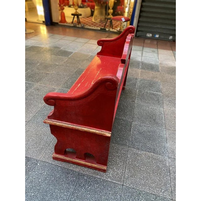 Wooden Venetian bench. 1950. Painted wood. Dimension: H 72 x W 114 x 40 cm.
