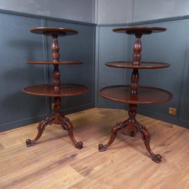 English 18th-Century Tripod Dumb Waiter Etagère For Sale - Image 17 of 18