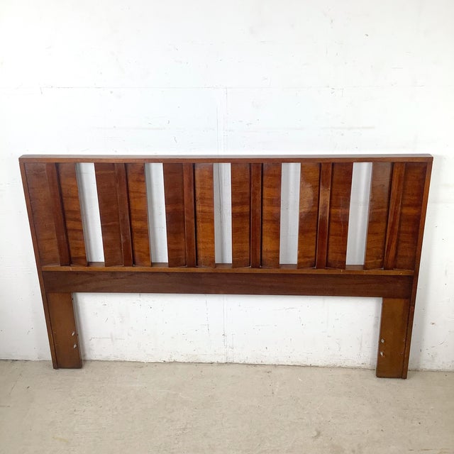 Mid-Century Modern Vintage Mid-Century Modern Walnut Queen Headboard With Architectural Slat Design For Sale - Image 3 of 15