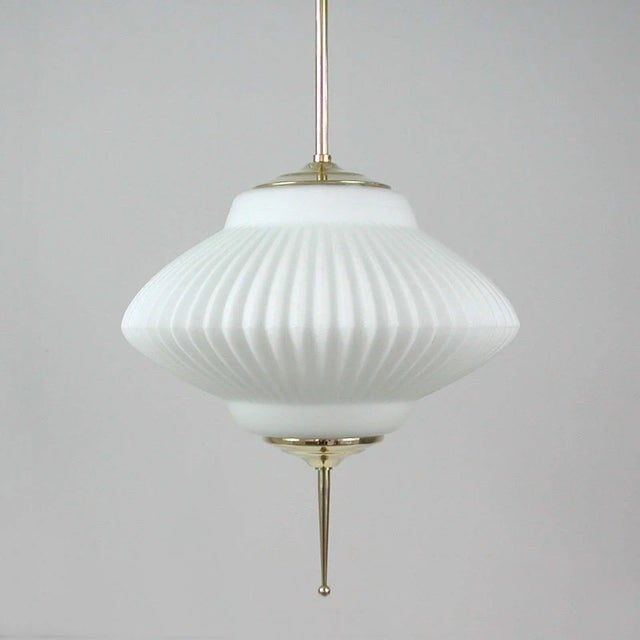 Stilnovo Mid-Century Modern Ribbed Milk Glass and Brass Globe Pendant from Stilnovo For Sale - Image 4 of 18