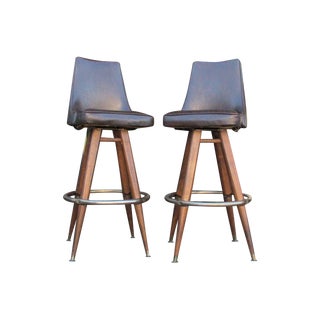 Mid-Century Standing Bar with Matching Bar Stools For Sale