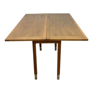 1960s Mid Century Modern Walnut Flip Top Writing Desk/Game Table For Sale