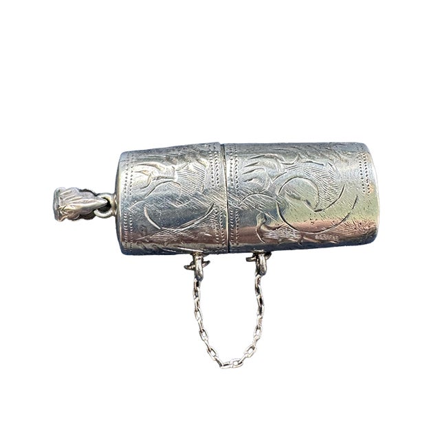 Early 20th Century Antique Sterling Silver Cylindrical Vesta Match Safe For Sale - Image 5 of 11