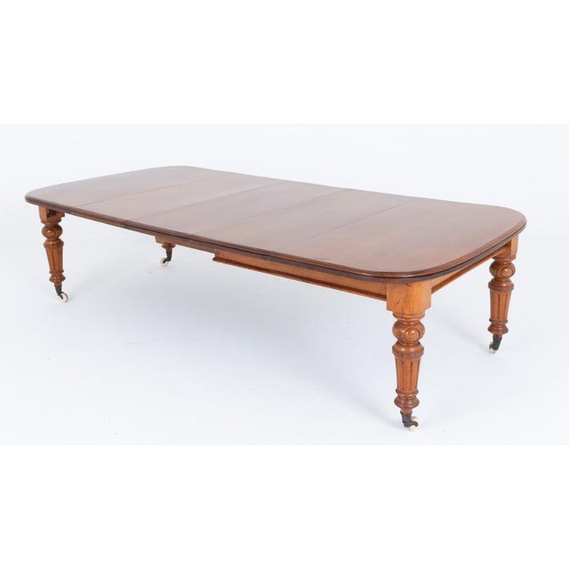 Victorian Extendable Dining Table in Oak, 1860 For Sale - Image 3 of 8