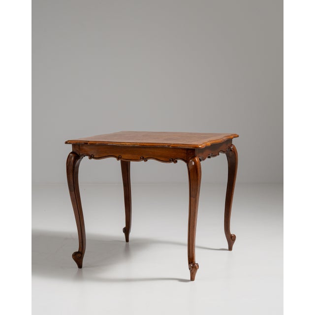 19th Century French Chestnut Brown Louis XV Oak Side Table For Sale - Image 4 of 15