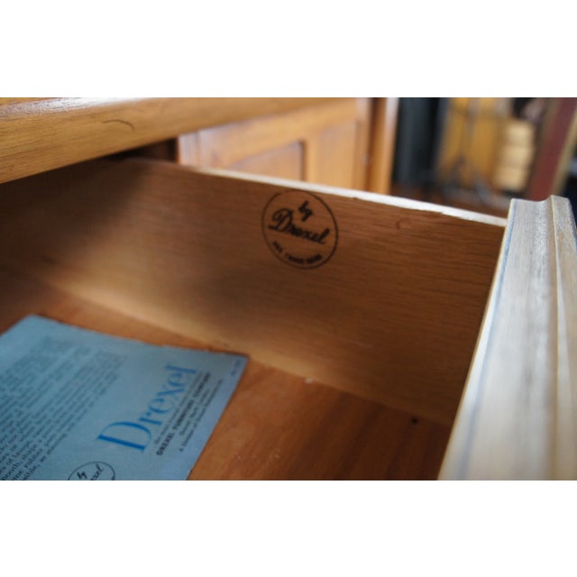 Brown 1960s Drexel Meridian Mid Century Modern Walnut China Display Cabinet Buffet Hutch For Sale - Image 8 of 14