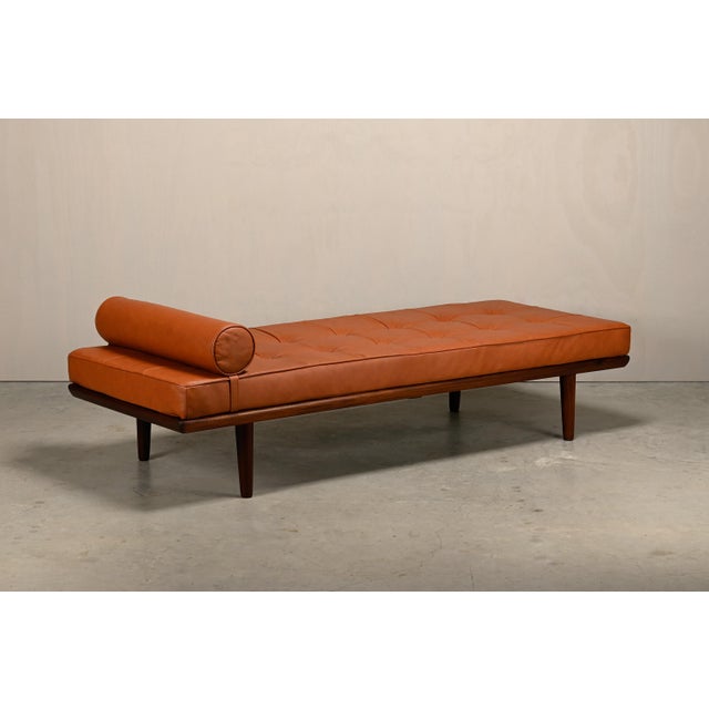 Mid-Century Modern GE19 Daybed in Teak and Camel Leather by Hans J. Wegner for Getama, Denmark, 1960s For Sale - Image 3 of 12