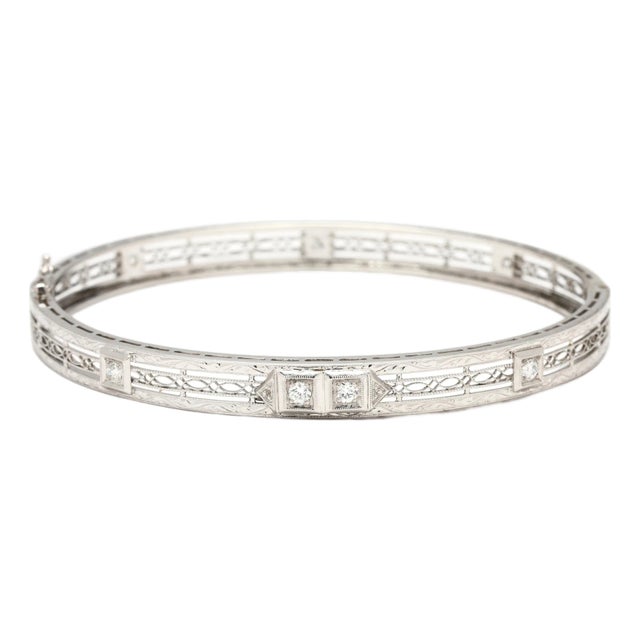 1910s Art Deco .30ctw Diamond Bangle Bracelet, 14k White Gold, Length 7 Inches For Sale