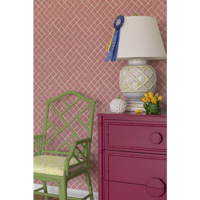 A fabulous and fresh take on lattice, a freeform, painterly design that marries tradition with contemporary stylings....
