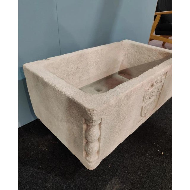 Large Stone Sink, 20th Century For Sale - Image 5 of 10