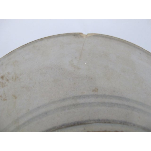 Chinese Swatow Ware Green Blue Celadon Ming Style 10 1/2" Shallow Bowl Dish For Sale In Portland, OR - Image 6 of 10