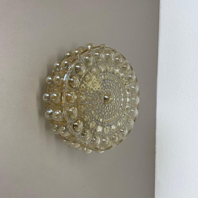 Amber Bubble Structure Wall Light attributed to Helena Tynell for Glashütte Limburg, 1960s For Sale - Image 3 of 18