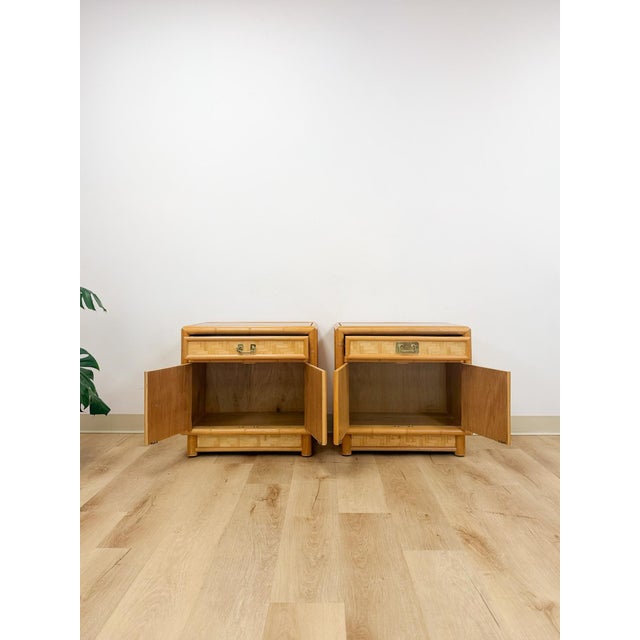 Tan Mid 20th Century Coastal Bamboo Parquet Nightstand Pair Glass Top Hollywood Regency For Sale - Image 8 of 13