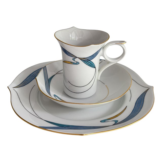 Form Wellenspiel Waterfowl Turquoise Coffee Cup with Saucer and Plate from Meissen, 1990s, Set of 3 For Sale