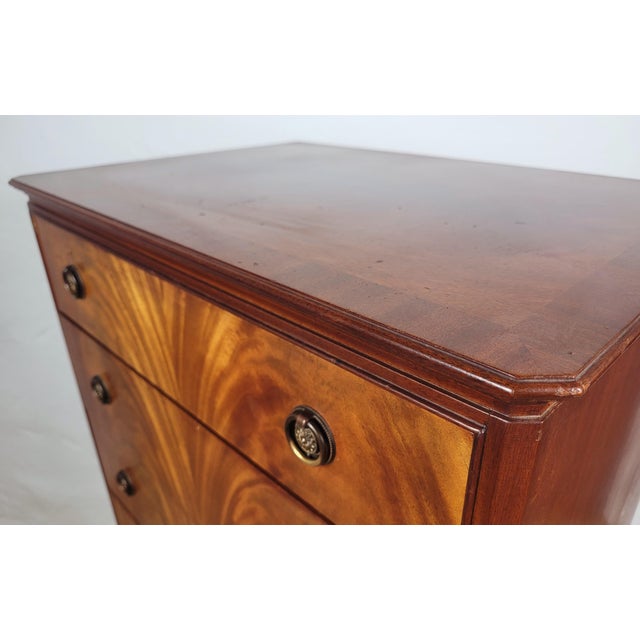 Brown Mid-Century English Chest of Drawers in Mahogany, 1960s For Sale - Image 8 of 18