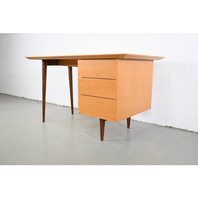 Take advantage of the lowest prices on the market for newly refinished vintage and antique pieces. We are closing our shop...