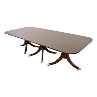 Baker Furniture Style English Georgian Mahogany Triple Pedestal Extension Dining Table, Newly Refinished For Sale