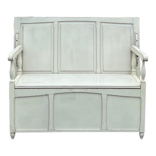 Farmhouse Style Settle Bench Table With Storage For Sale