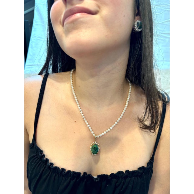 4 Ct Oval Shape Black Australian Opal & Diamond 14 K Yellow Gold Pearl Necklace For Sale - Image 12 of 18