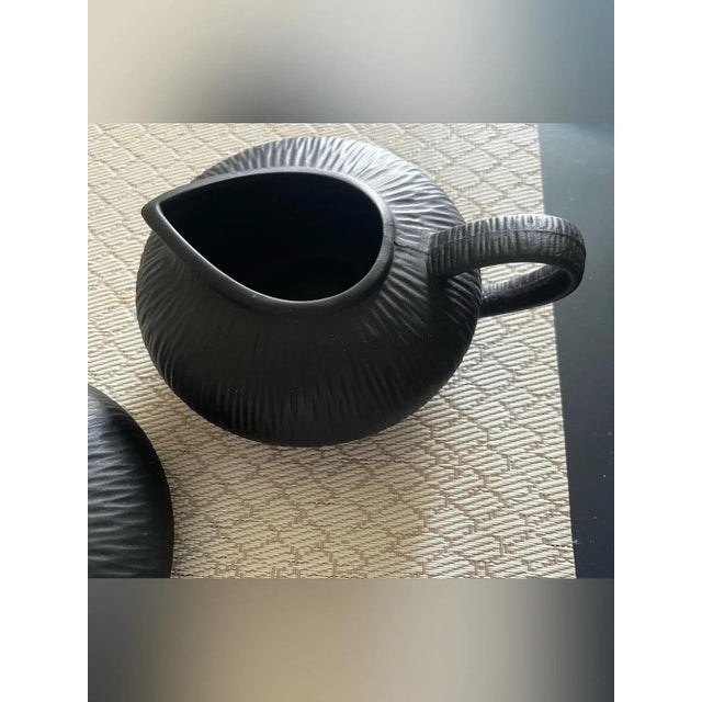 Mid-Century Modern 1980s Michael Aram "Africana Collection"/Matte Black Textured Creamer & Sugar Set For Sale - Image 3 of 4